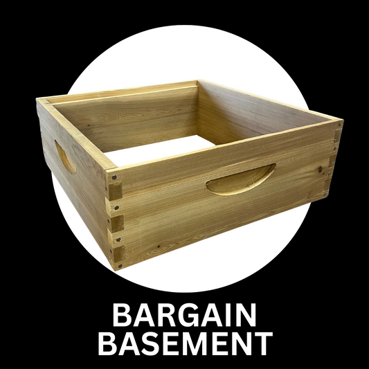 Bargain Basement Commercial Cedar Super, Assembled - Read description