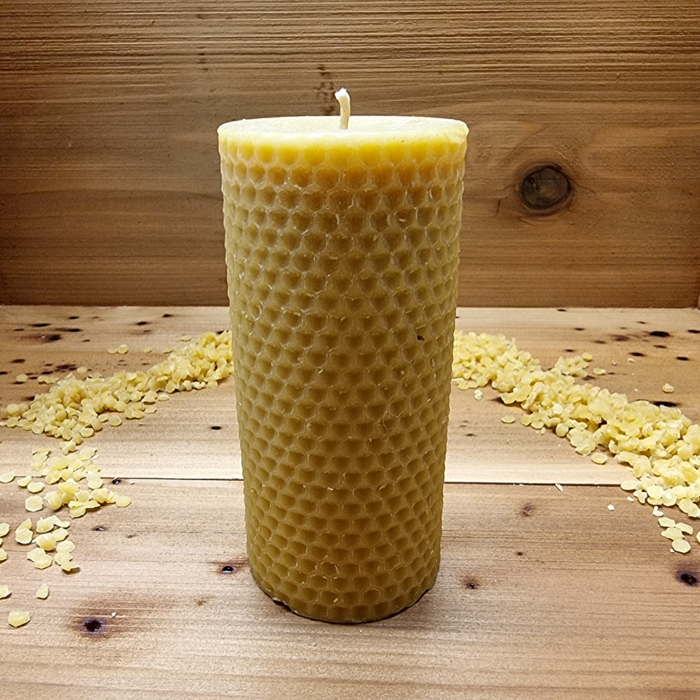 Honeycomb Cylinder Beeswax Candle