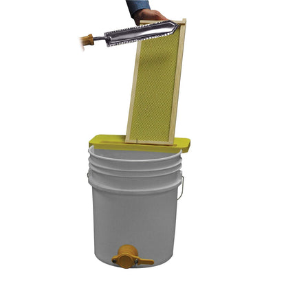 Uncapping Frame Rest, Fits 3.5 and 5 us Gallon Bucket.